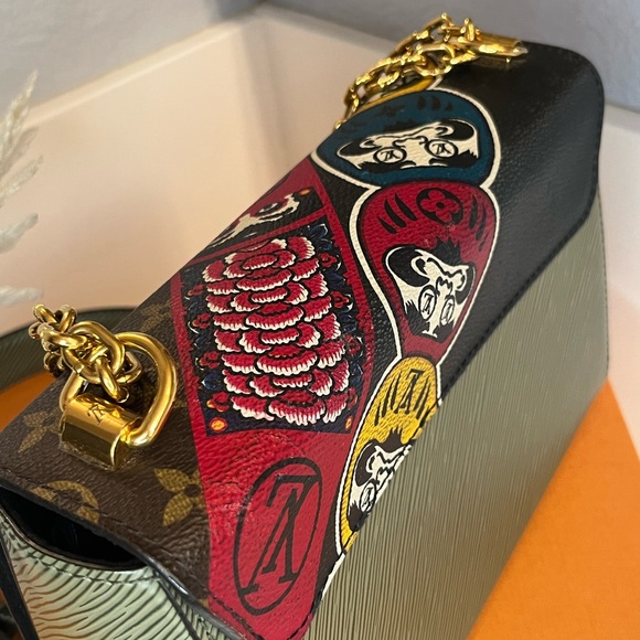 🎀 LOUIS VUITTON Epi Monogram Kabuki Twist Shoulder Bag MM Green - Picture 12 of 17